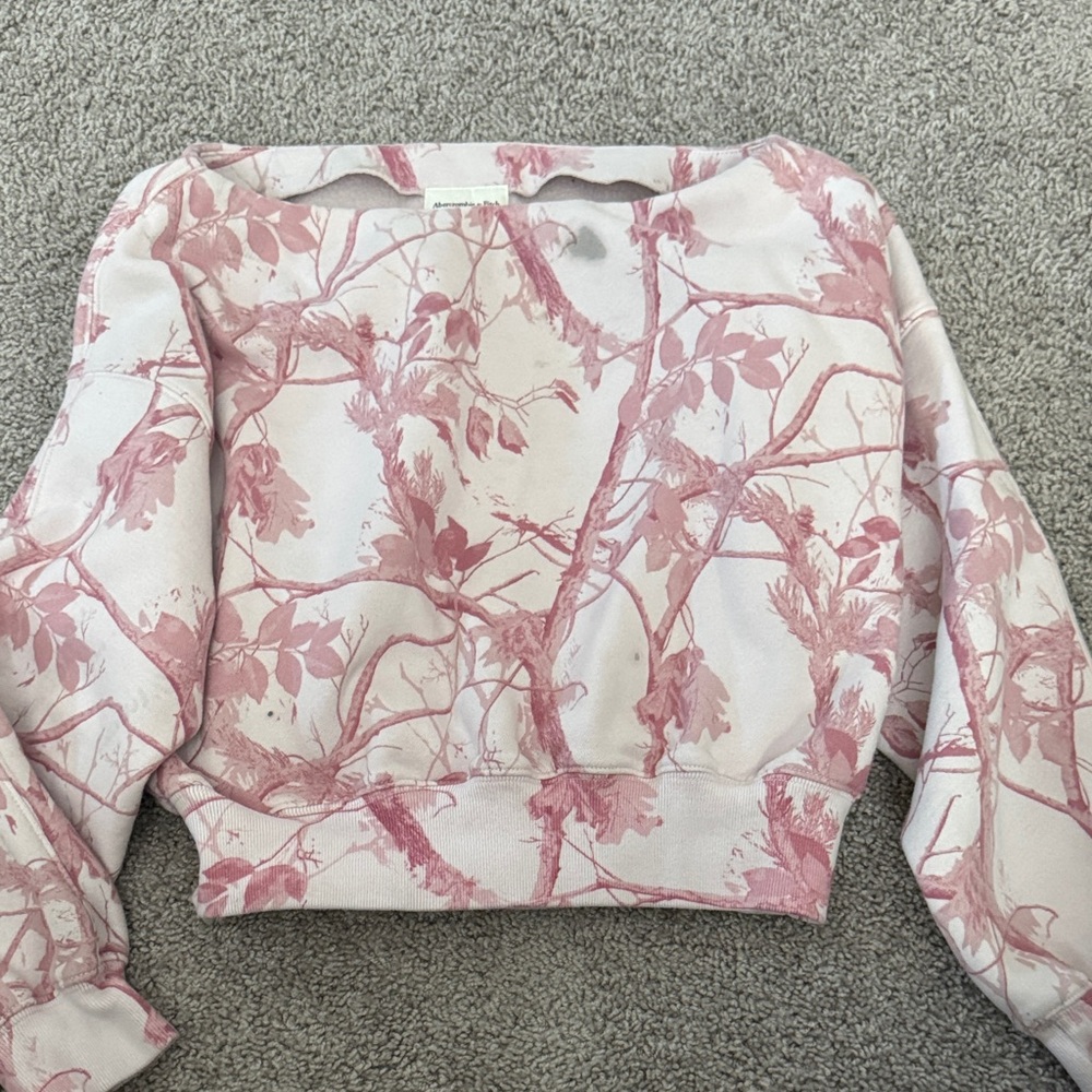 Abercrombie Sunday slash top